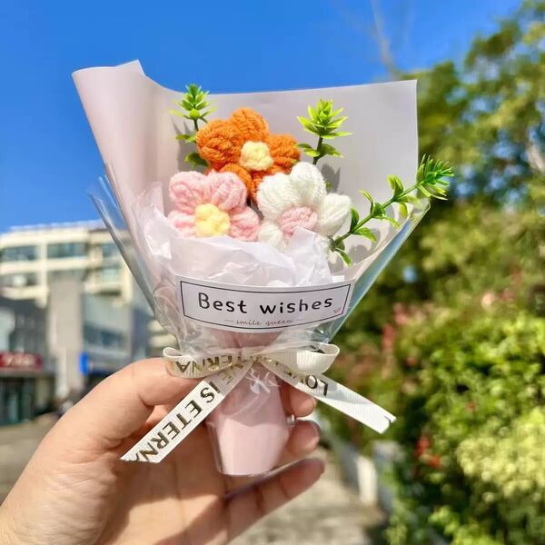 ☆新品☆ハンドメイド 編み物 枯れない花束 毛糸フラワー ミニブーケ 母の日 贈り物 誕生日 プレゼント 手作り 癒し インテリア