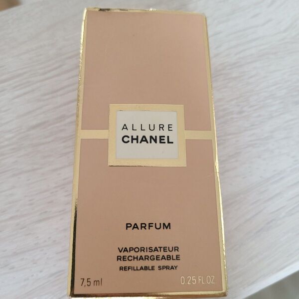 ししし、CHANEL ALLURE PARFUM残量約2ml 7.5mlボトルシャネルアリュール パルファムメッキにクスミ変色有り