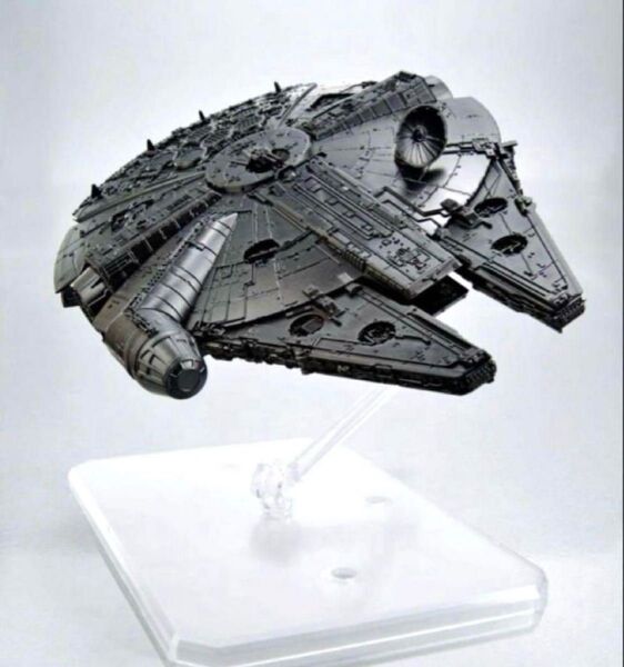 非売品 スターウォーズセレブレーション会場限定 ミレニアムファルコン プラモデル バンダイ starwars