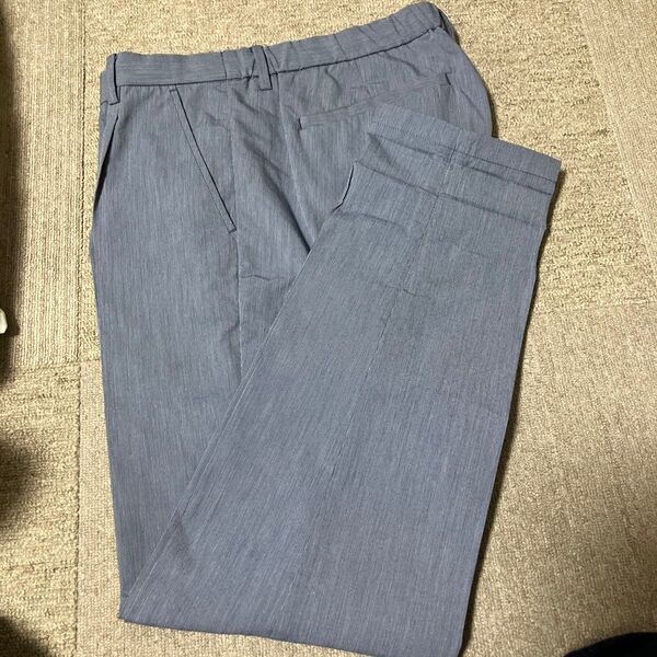 スラックス UNIQLO