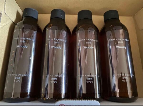 リニューアル 無印良品 インテリアフレグランスオイル ウッディ 詰替用 詰め替え 200mL 4本 ルームフレグランス