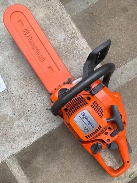 Husqvarna 135e チェーンソー