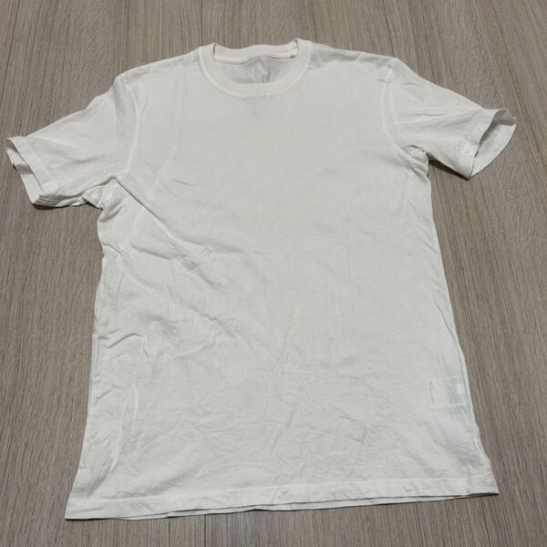 ユニクロ スーピマコットンクルーネックTシャツ ホワイト Mサイズ