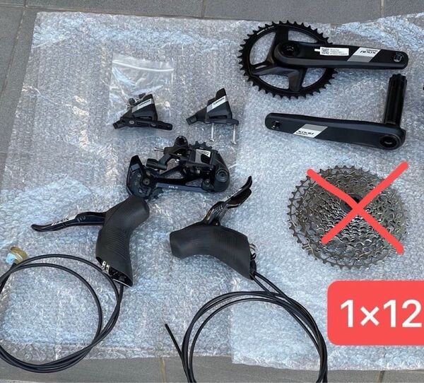 SRAM APEX機械式油圧1×12sグループセット