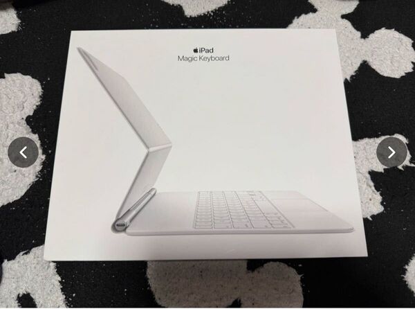 12.9インチiPad Pro(第5世代)用 Magic Keyboard