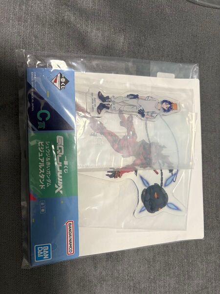 ガンダム ジークアクス 一番くじ c賞シュウジ&赤いガンダムビジュアルスタンド