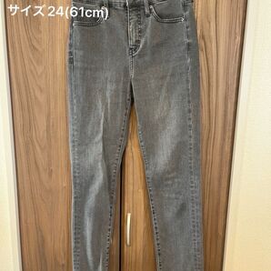 【お値下げ】ユニクロ ハイライズスキニーアンクルジーンズ サイズ24 グレー