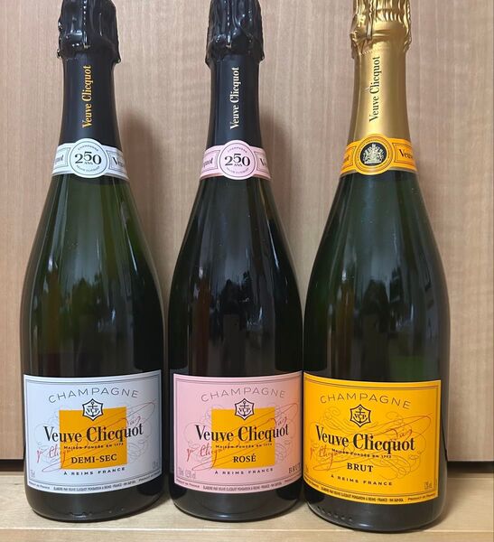 正規品 ヴーヴクリコ 3本セット イエローラベル ローズラベル ホワイトラベル VEUVE CLICQUOT 750ml