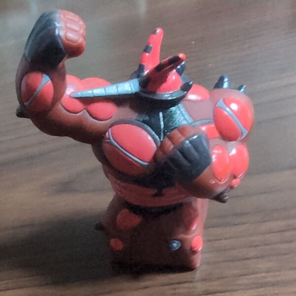 ポケモンキッズ ウルトラビースト マッシブーン