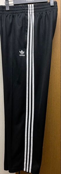 adidas originals スウェットパンツ ジャージ アディカラー バギーフィット ファイヤーバードトラックパンツ