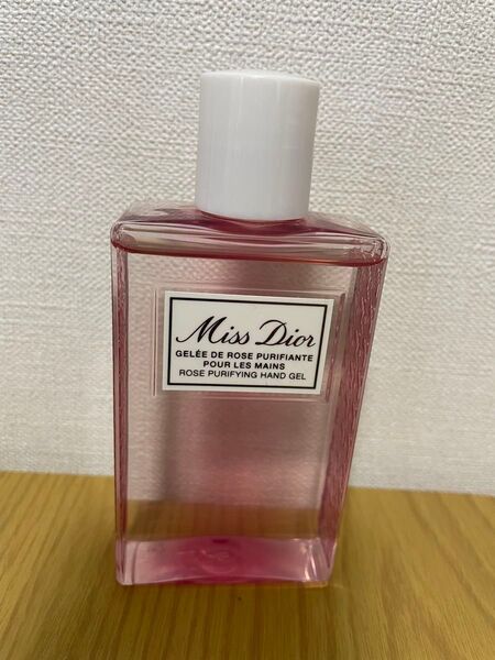 Miss Dior ローズハンドジェル 100ml ピンク系