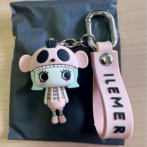 超フォロー割【新品未使用】イルメールハッピーチャーム キーホルダー ピンク