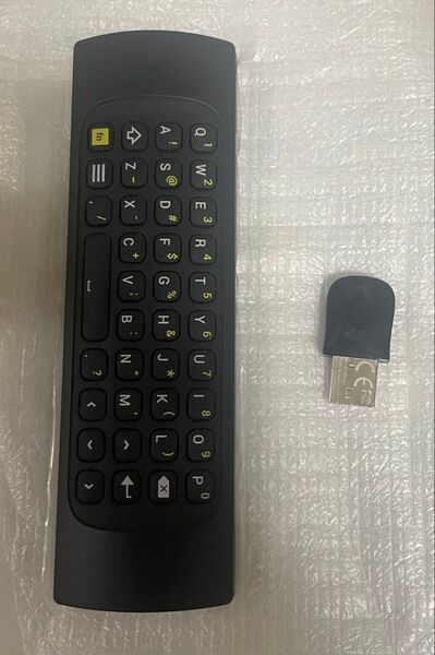 chromebox ワイヤレスキーボードKWR800003/02BU ドングル付