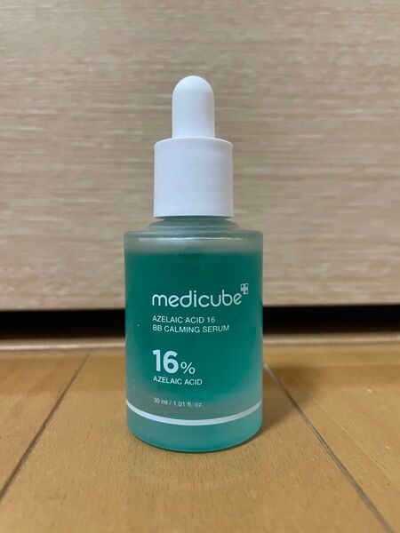 アゼライン酸 16BB カーミングセラム 30ml メディキューブ medicube