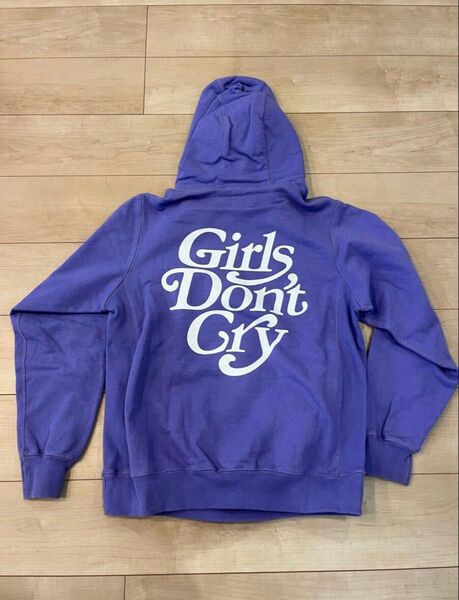 【初期】Girls Don't Cry パーカー フーディ GEN着用
