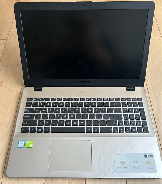 ジャンクPC ASUS ノートパソコン i7 グラボ 部品取り