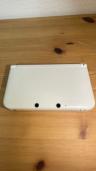 ニンテンドー3DS LL ホワイト