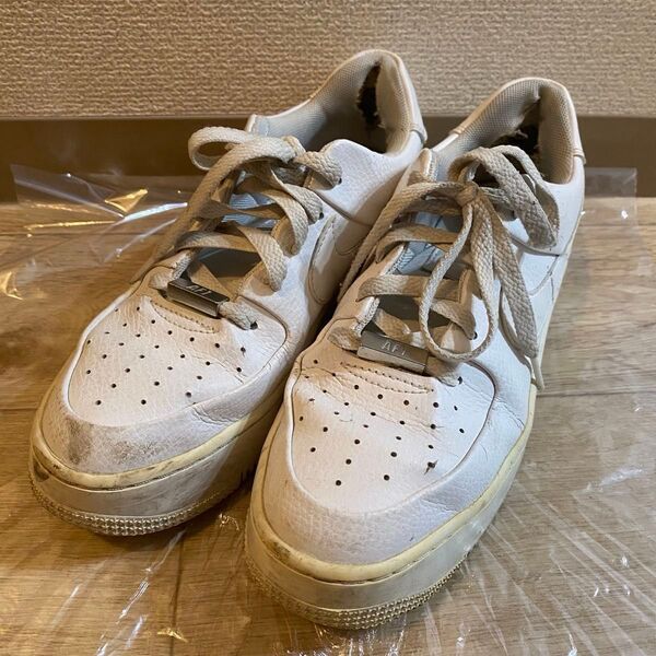 レディース NIKE AIR FORCE スニーカー ナイキ ホワイト シューズ 中古 靴