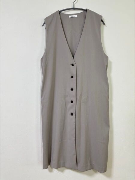 美品 グローバルワーク Vネックロングジレ グレージュ ベスト