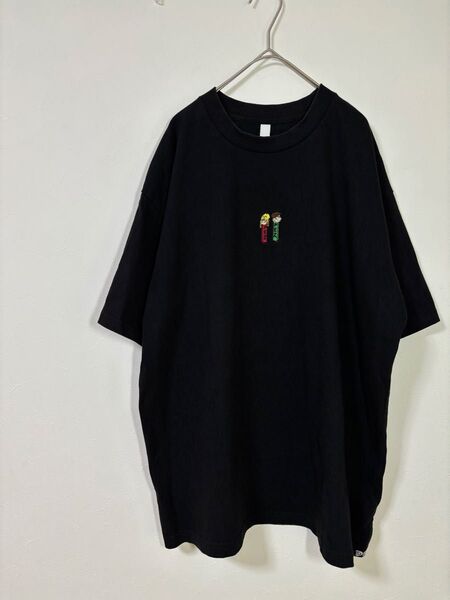 美品 PEZ (ペッツ)×ear イアパピヨネ 刺繍半袖Tシャツ ブラック