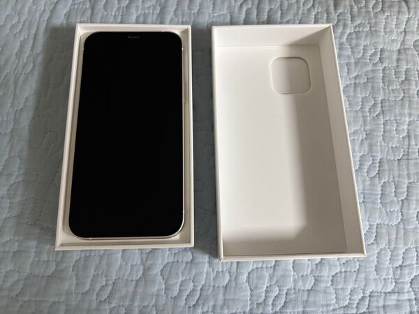 iPhone 12 ホワイト 128GB SIMフリー