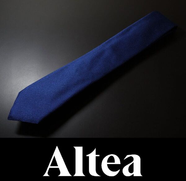 9672◆altea アルテア◆ネクタイ◆定価16,500円◆剣先幅8㎝◆ブルー~無地ソリッド◆シルク100%◆イタリア製◆新品