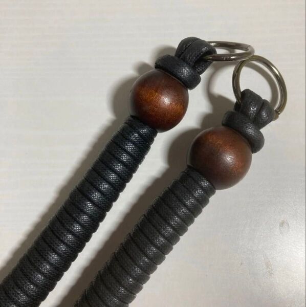 蝋引き紐 ロウ引き紐 ロウビキ巻き手ハンドル木玉留め丸カン付き バッグ持ち手 黒 30cm 1セット(2本)新品未使用品 増量可能
