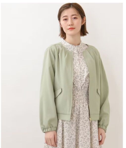 grove 新品タグ付き 手軽に綺麗に!ドライタッチなノーカラーブルゾン!