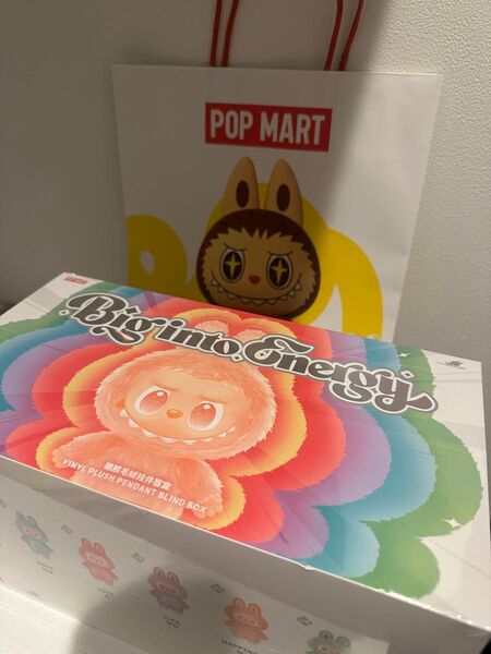 THE MONSTERS Big into Energy ぬいぐるみ