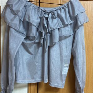 RiLi フリル付きオフショルダー長袖ブラウス グレー 美品
