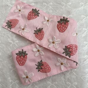 いちご柄刺繍リボン(ピンク) 1.5mカット済み