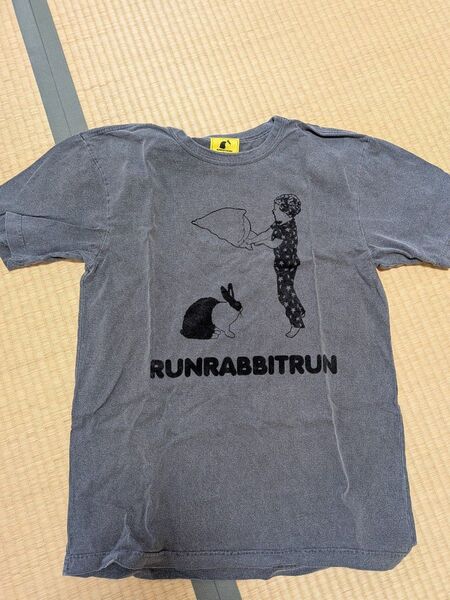 RUN RABBIT RUN Tシャツ BUMP OF CHICKEN グレー