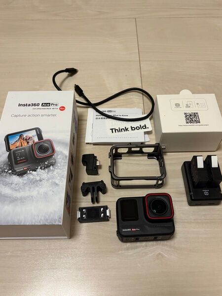 Insta360 ACE Pro アクションカメラ★美品★おまけ多数