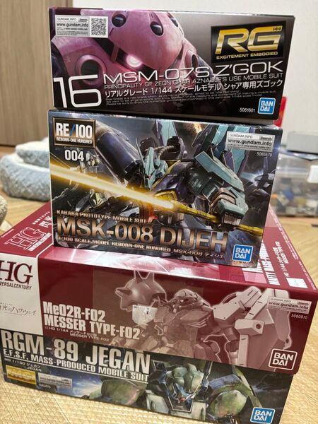 ガンプラ4セットプレバンHGメッサーF02 RGシャア専用ズゴック MGジェガン REディジェ