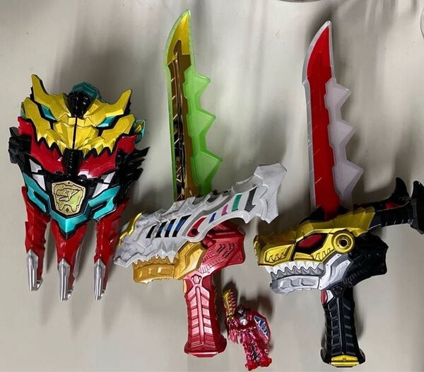 DXリュウソウケン リュウソウカリバー 変身竜爪 マックスリュウソウチェンジャー 騎士竜戦隊 まとめ売り BANDAI