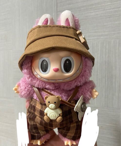 ラブブ ぬいぐるみと服のセット