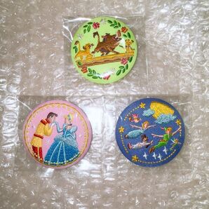 Disney ディズニー ビスケット 刺繍缶バッジ シンデレラ ライオンキング ピーターパン