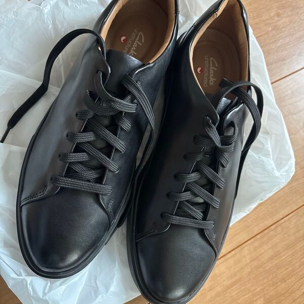 新品 Clarks(クラークス)Un Costa Lace レザー スニーカー