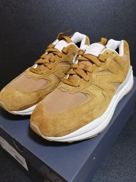 ニューバランス スニーカー M5740GXA ゴアテックス GORE-TEX 27.5cm 未使用 箱に破損あり