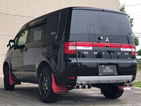 デリカD:5前期車用☆マッドフラップ(レッド)☆エルフォード☆ELFORD☆ 今回のみの特価です☆