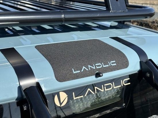 デリカD:5前期後期OK☆リアゲートプロテクター☆ランドリックジャパン☆LANDLIC JAPAN☆