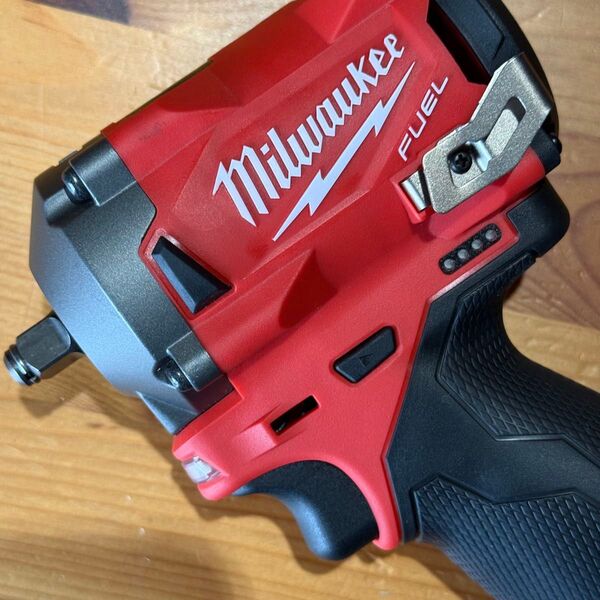 新品 ミルウォーキー M12 FUEL 3/8 インパクトレンチ 339Nm Milwaukee