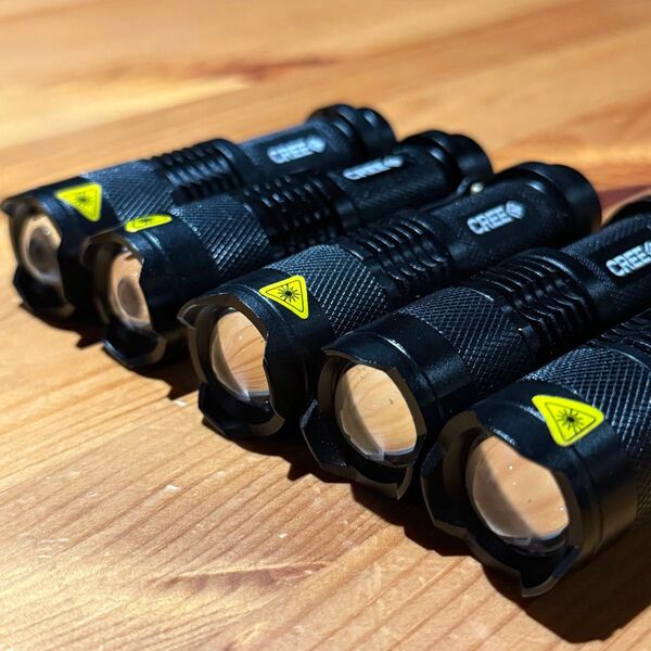 5本セット 小型軽量高輝度LED懐中電灯300lmフラッシュライトハンディライト