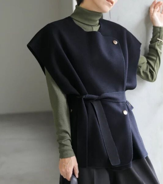 セレクトモカ ベルト付ノースリーブベスト ネイビー