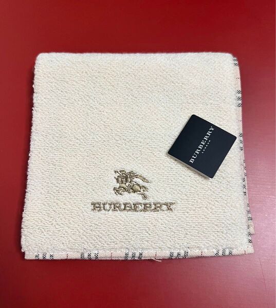 BURBERRY バーバリー タオルハンカチ ベージュ系チェック柄 未使用品(^^)/ ロゴ刺繍 ハンカチ