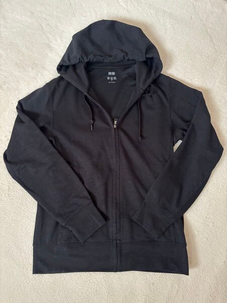 UNIQLOエアリズムUVカットフルジップパーカー