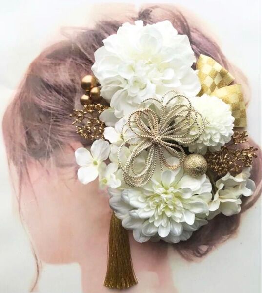 愛らしい髪飾り 結婚式 卒業式 成人式 ウエディング 和装髪飾り