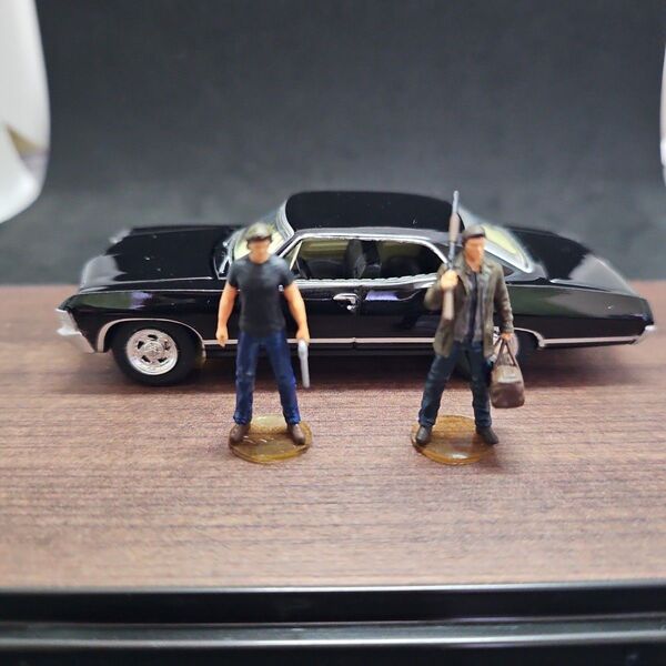 1/64フィギュア&ミニカー セット