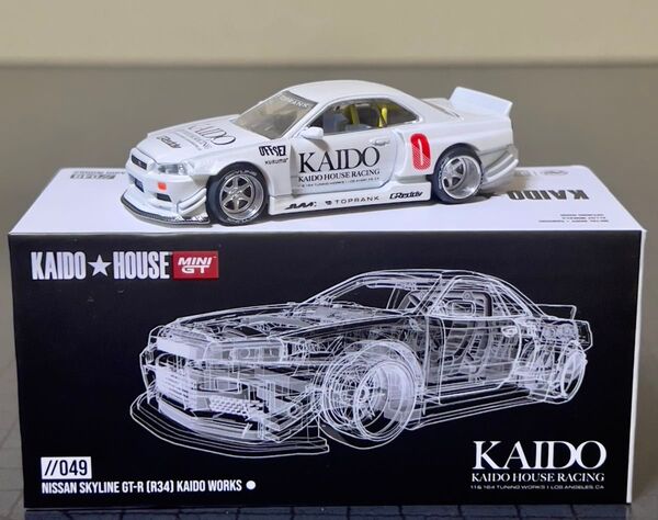 MiniGT Kaido House R34 white NSX white