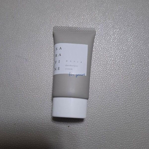 薬用制汗クリーム サラフィネ 25g